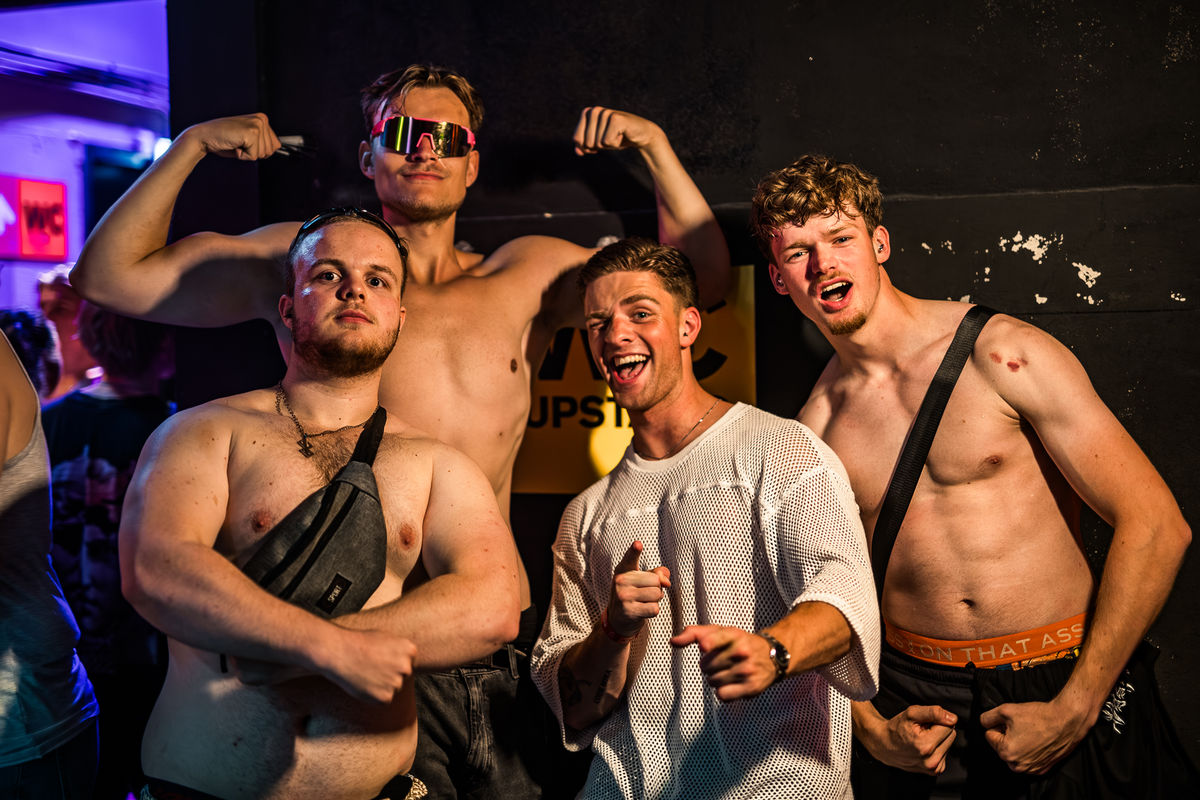 Loading... just a sec